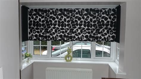 15 Collection of Bay Window Roller Blinds