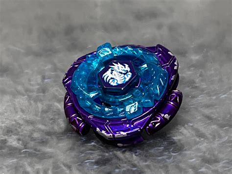Beyblade Omega Dragonis