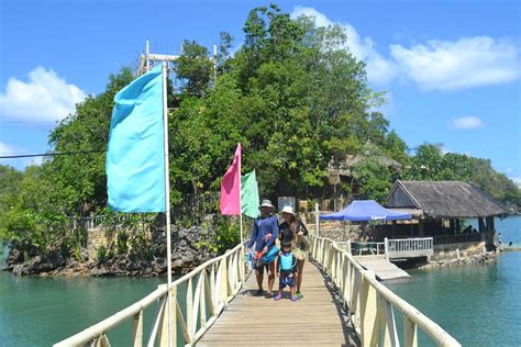 TINAGONG DAGAT ISLAND RESORT (Sipalay, Negros Island) - Hotel Reviews ...