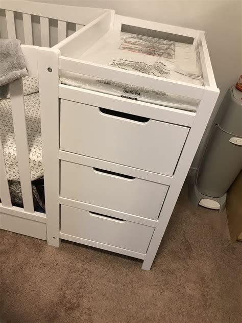 Review of Crib and Change Table in One - The Graco Remi 4-in-1 ...