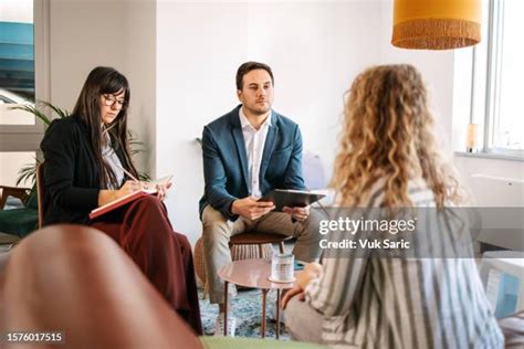 White Couch Interview 的图像结果