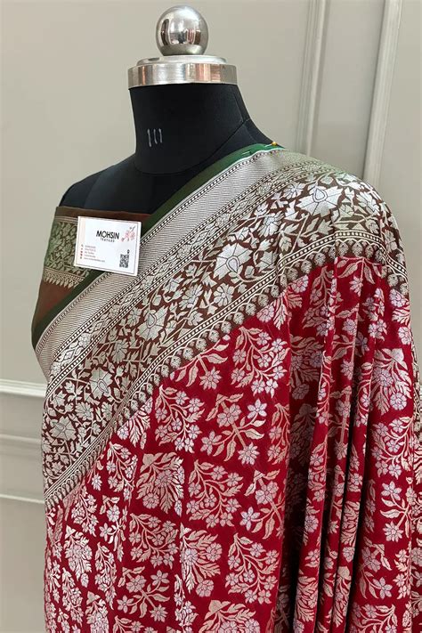 Red and Rust Temple Buta Katan Silk Banarasi Saree – Mohsin Textiles