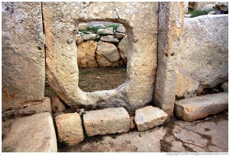 Hargar Qim . Megalithic Temples , Malta. The temple of Ä¦aÄ¡ar Qim that ...