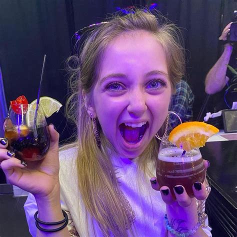 Shauna Rae's Height: How Tall Is the TLC Star?