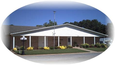 Home [www.comanchefuneralhome.com]