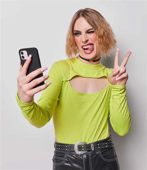 Trans Message Boards Transgender Forums Photo Personals