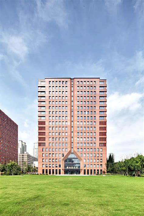 复旦大学上海医学院，超级医学院之一，有哪些附属医院和优势科室_法医学_全国_国家