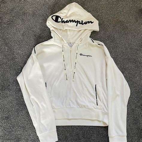 Super soft cropped Champion hoodie Size... - Depop