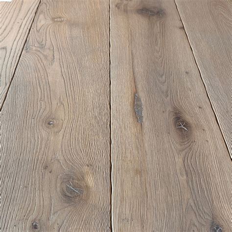Lakeland Oak Flooring — Lawson's Yard LTD