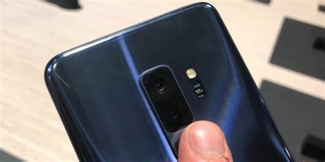 A Complete Guide Of the Best Mobile Camera Under 15000 - MobyGeek.com