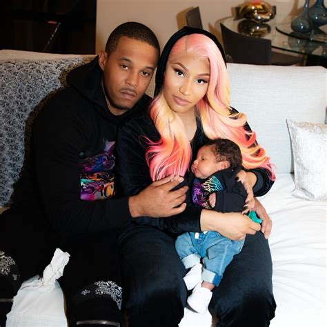 Nicki Minaj sparks concern with video after possible divorce announcement