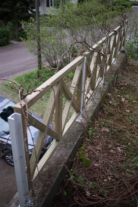 Ison autotallin katon aita – Rintamamiestalon uudet asukit