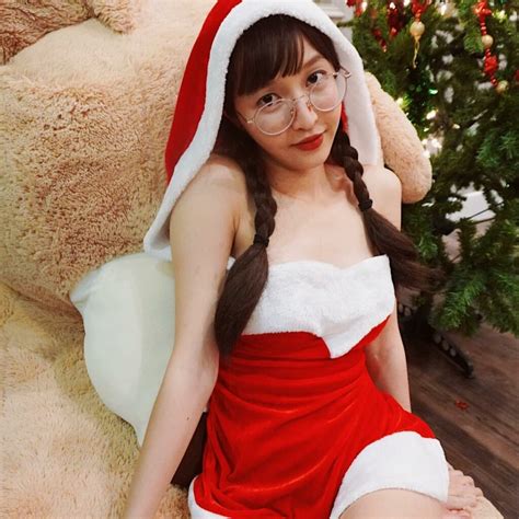 กวาง เดียร์ลอง ดาวเด่น โอนลี่แฟน พร้อมคอนเทนต์สุดปัง 18+