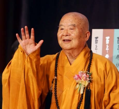 96岁台湾高僧圆寂，一生倡导两岸和平，他生前的一句话，值得蔡英文深思_腾讯新闻