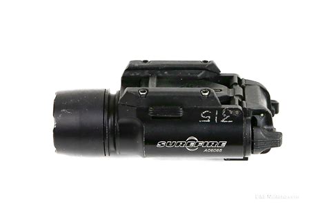 Surefire X200 weapon light