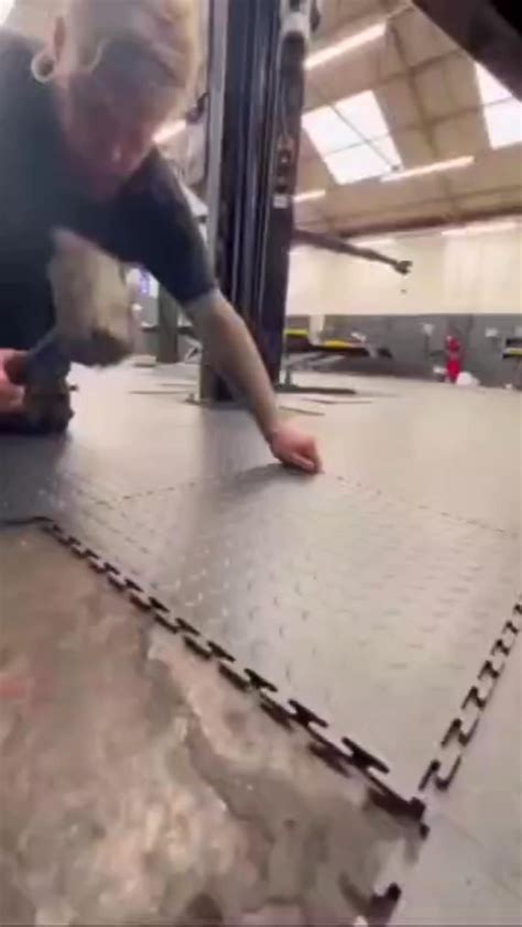 The Perfect Flooring for MOT Centres | Garage Style Smooth PVC Tiles ...