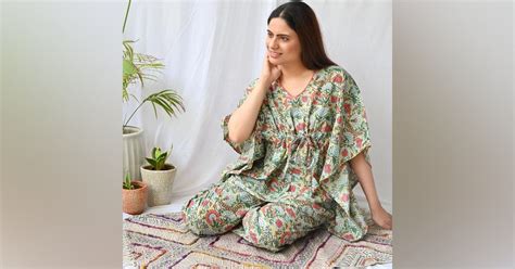 Buy Trendy Kaftans, Dresses At Ikk Kudi By Seerat | LBB