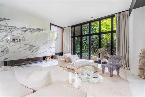 Apartment for sale 2 Bedrooms 158 m2 Paris 18 - € 2,990,000