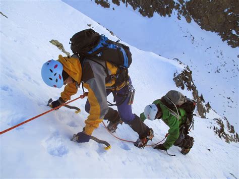 Posets peak 2-day mountaineering in the Pyrenees. 2-day trip. UIAGM guide