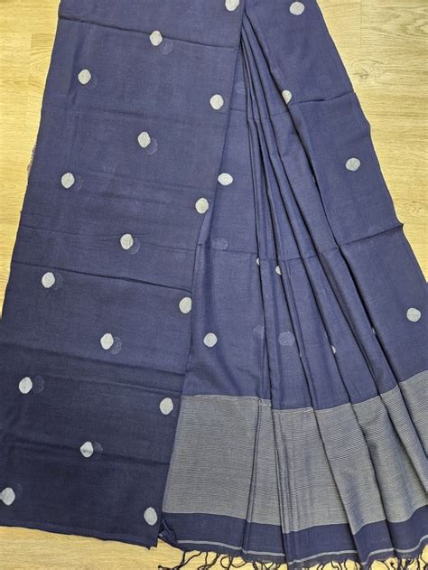 Classic Blue & White: Handspun Cotton Jamdani Kurta & Dupatta Set by B ...
