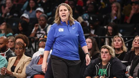 Minnesota Lynx coach Cheryl Reeve isn't warm. But she's a winner.