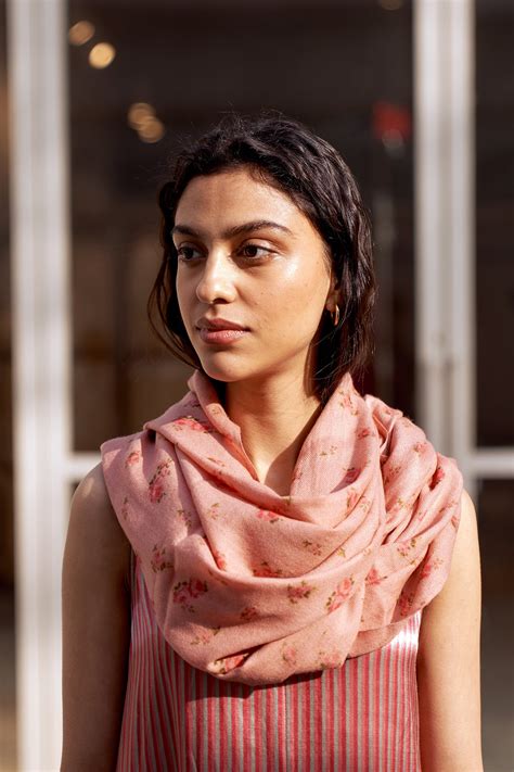 SHAWL – DOT