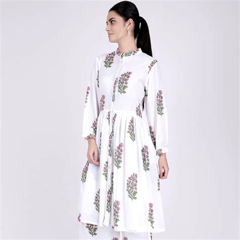 White Floral Kurta – First Resort by Ramola Bachchan