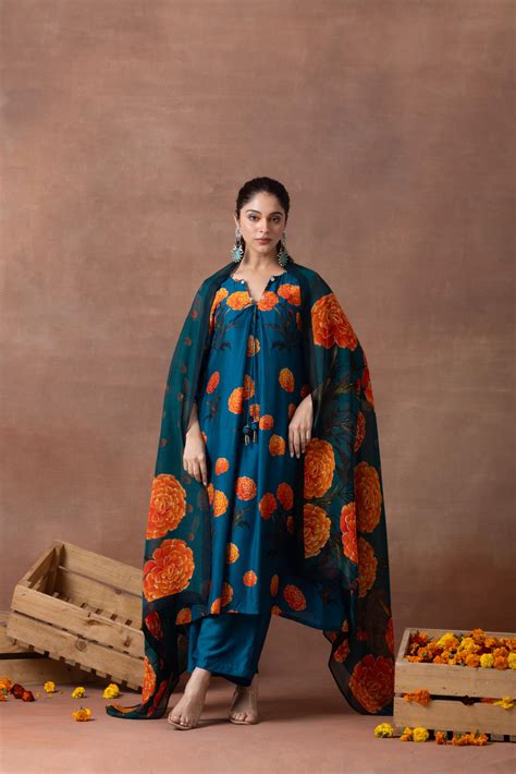 Sitarah: Stylish & Elegant Women's Clothing – Indian Ethnic & Contempo