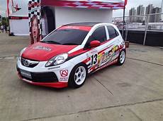 Gambar Modifikasi Jok Honda Brio by 50 Gambar Modifikasi Honda Brio Keren Terbaru Modif Drag Gambar Modifikasi Jok Honda Brio