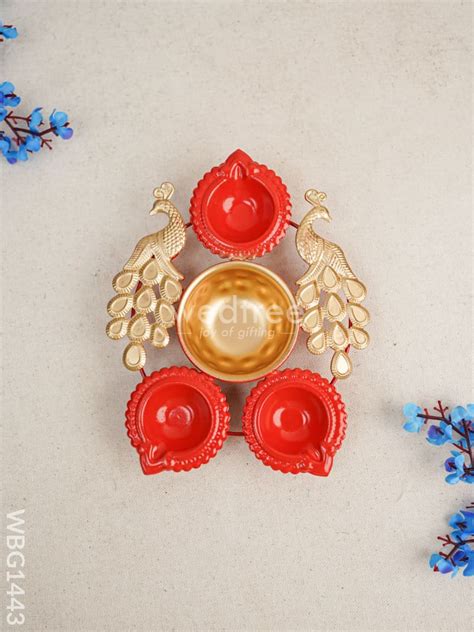 Metal Peacock Urli with 3 Diya - WBG1443 – Wedtree