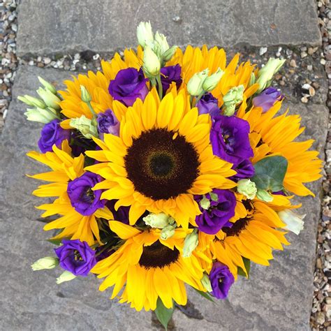 Giant Sunflower Bouquet at Jeff Updike blog