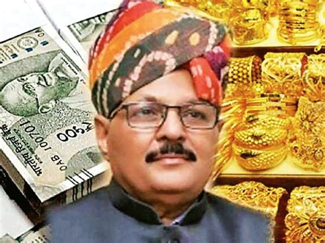 Who was the official who brokered crores of rupees of opium?