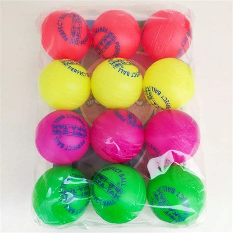 Dyzen HDPE Plastic Cricket Balls Practice Training for Kids Childern ...