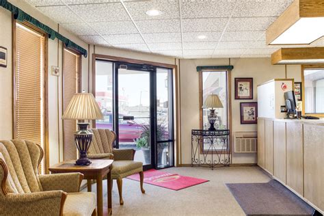 Wall Hotel Coupons for Wall, South Dakota - FreeHotelCoupons.com