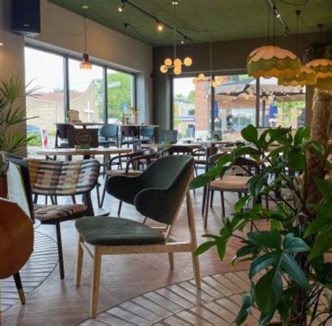 GRAND CAFÉ DE BABBELAAR, Burgum - Restaurant Reviews, Phone Number ...