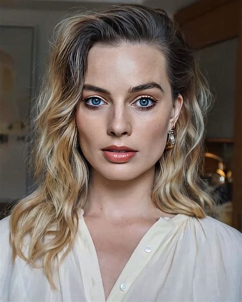 Margot Robbie Photos, Margot Elise Robbie, Margot Robbie Harley, Margo ...
