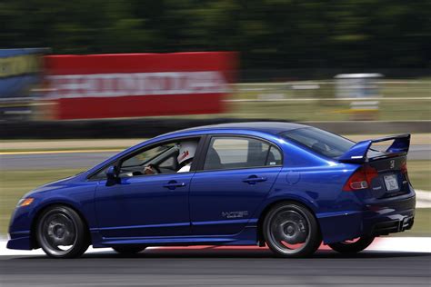 Honda Civic Mugen SI Sedan (2008) - HD Picture 10 of 23 - #5407 - 3888x2592