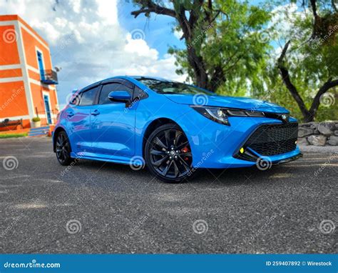 Blue Toyota Corona 2000 T100 In A Retro Car Show Editorial Photo | CartoonDealer.com #253933987