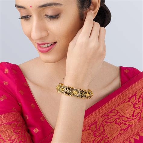 Explore Patli (पाटली)Bangles Designs | Patli Indian Bangles