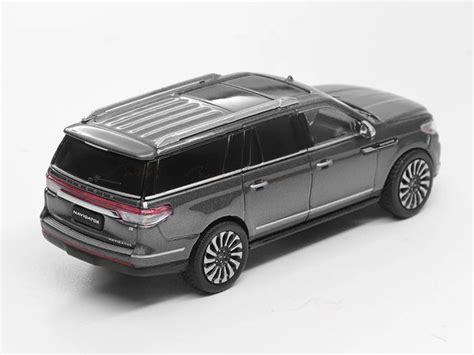 Lincoln Navigator Grey 1:64 Shadow Pro diecast scale model miniature ...