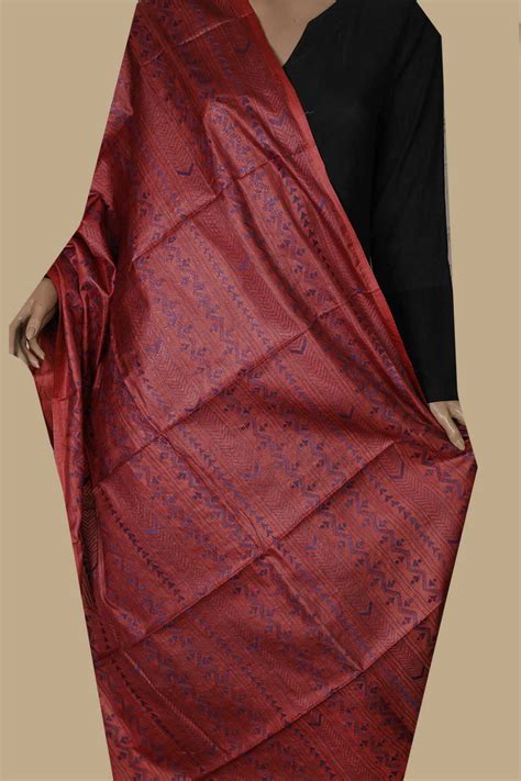 Buy Premium Burnt Maroon Kantha Silk Dupatta at Matkatus