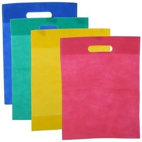 Non Woven Plain D Cut Bags Manufacturer, Supplier from Ghaziabad
