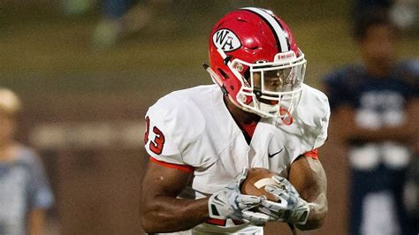 RB Elijah Holyfield, son of ex-boxing champ Evander Holyfield, commits ...