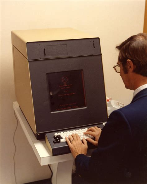 First Touch Screen Computer 的图像结果