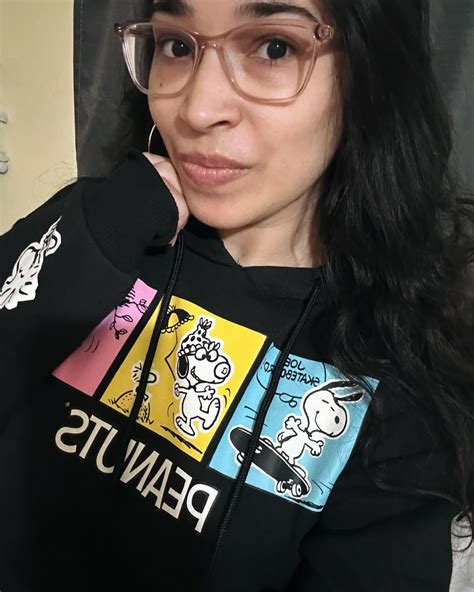 Isa Gomez | Been a while hello ☺️ #selfie | Instagram