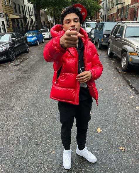 Jay Cinco Outfit from October 24, 2022 | WHAT’S ON THE STAR?