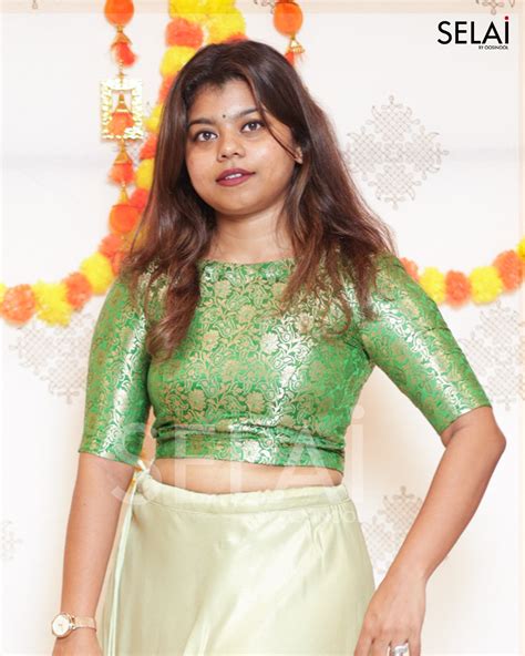 Princess Cut Blouse (Available Only with Saree Purchase) – Oosi Nool