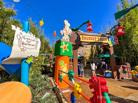 hollywood studios restaurant review | the disney food blog