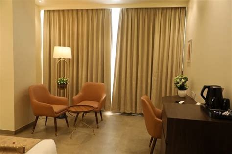 Ambience Model Colony