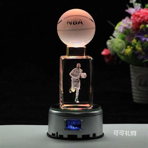 打篮球买什么礼物最新素材